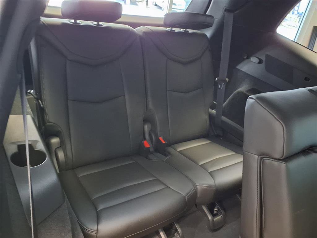 Certified 2024 Cadillac XT6 Luxury image 16