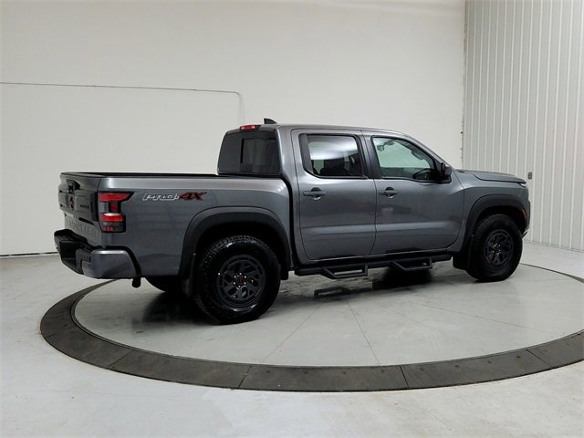 Used 2025 Nissan Frontier PRO-4X image 7
