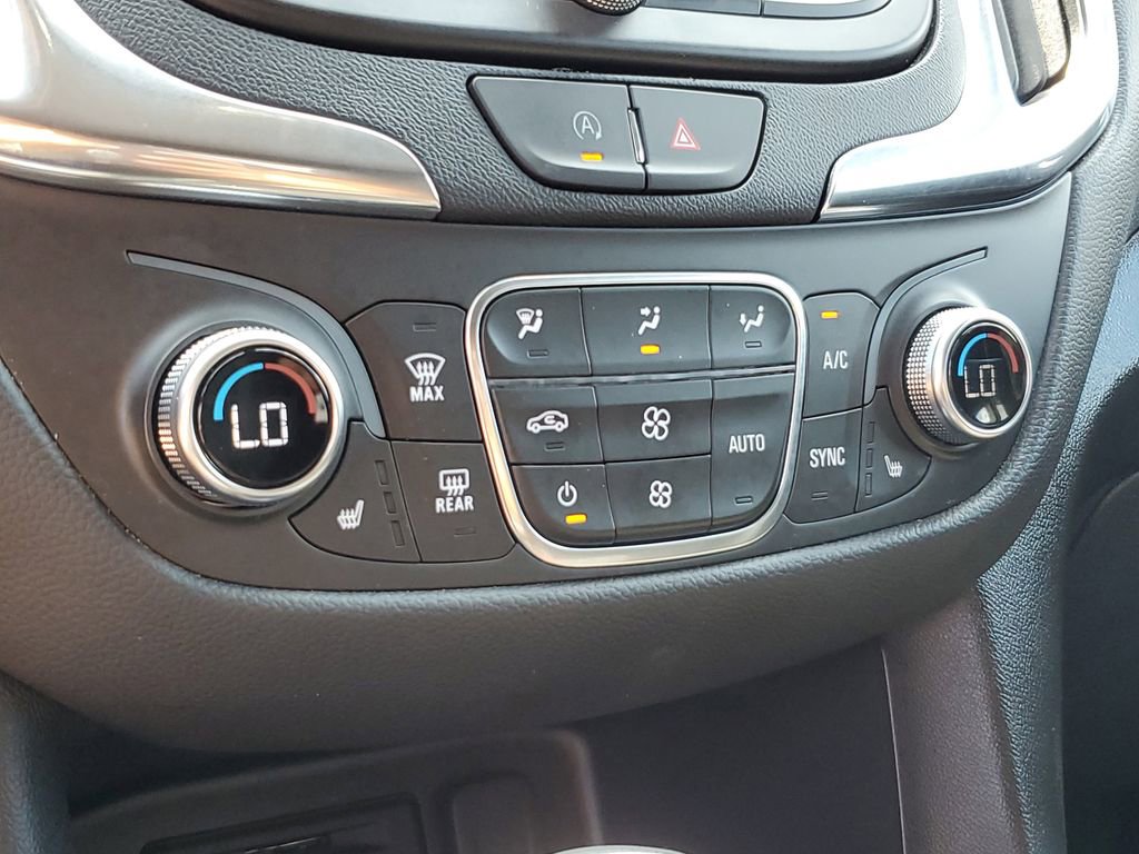 Used 2023 Chevrolet Equinox LT image 24