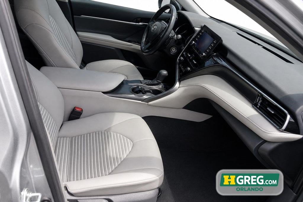 Used 2021 Toyota Camry SE FWD image 15