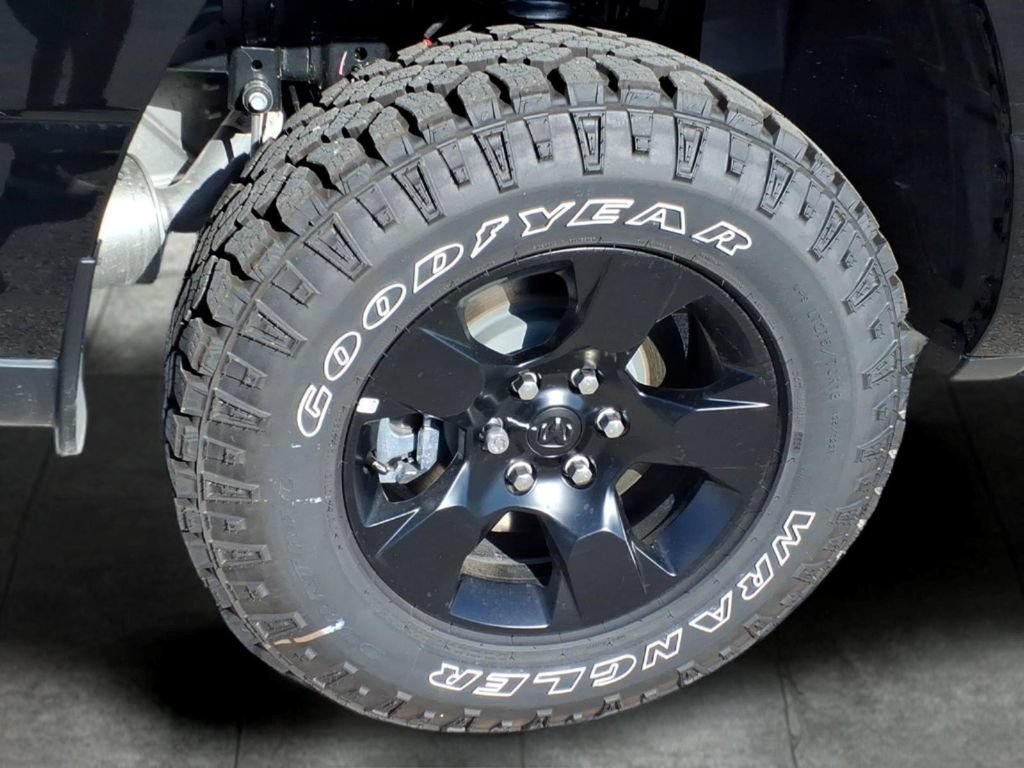 New 2026 RAM 1500 Warlock AWD/4WD image 7