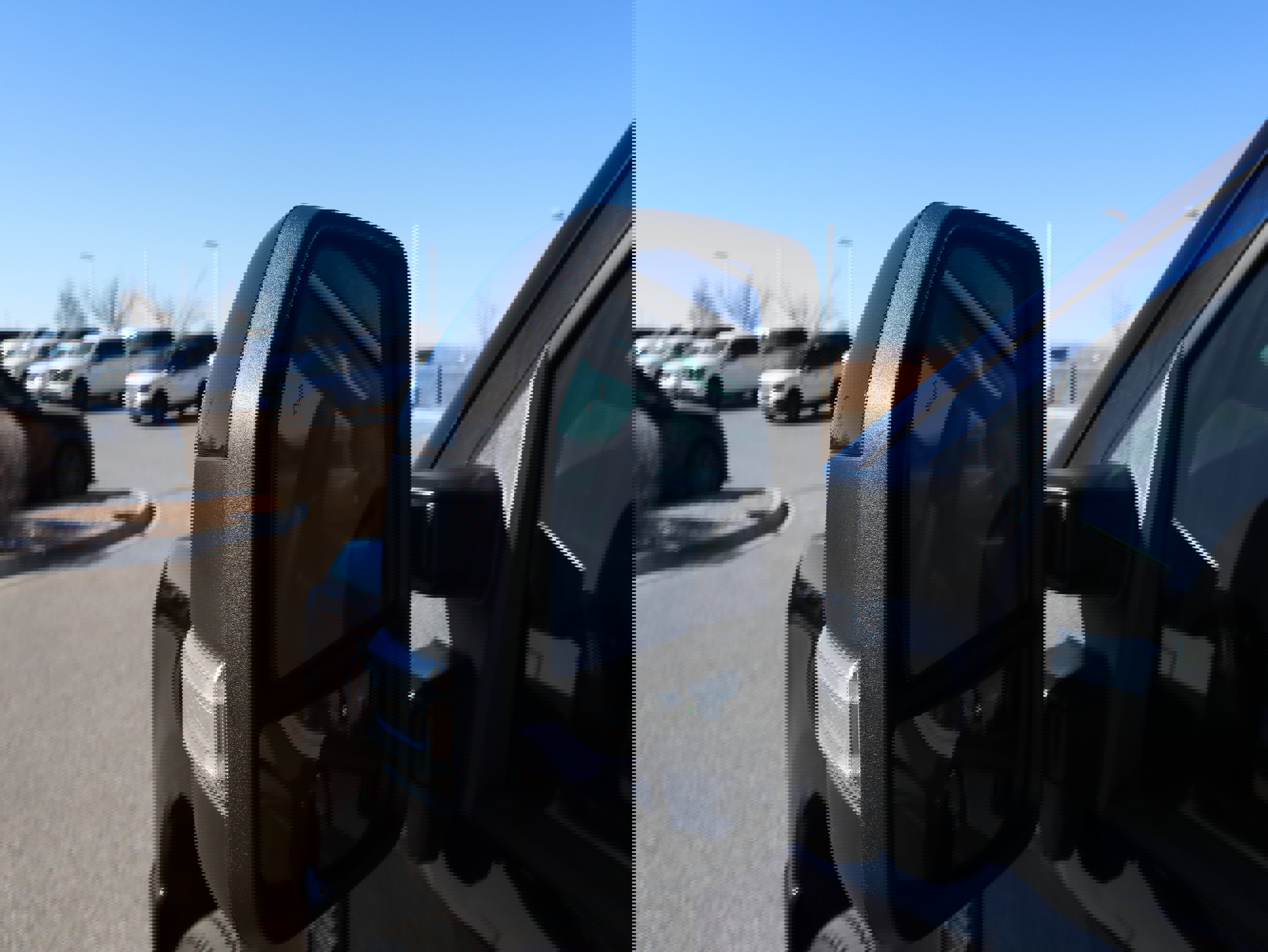 New 2025 Ford F250 Lariat w/ Black Appearance Package image 17