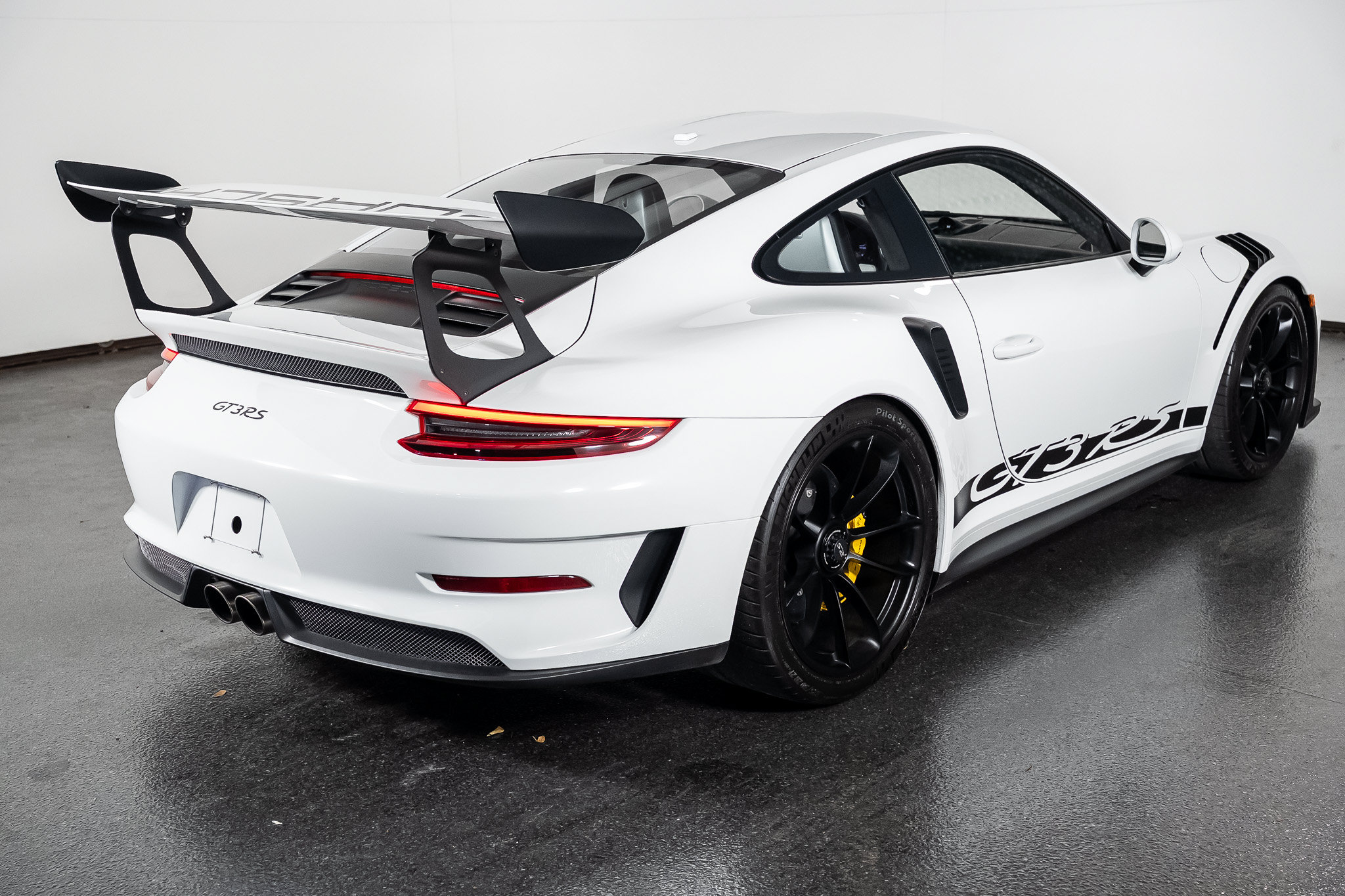 Used 2019 Porsche 911 GT3 RS RWD image 41