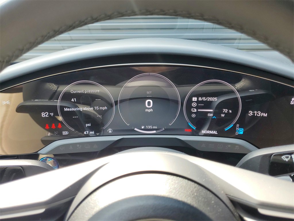 New 2025 Porsche Taycan image 10