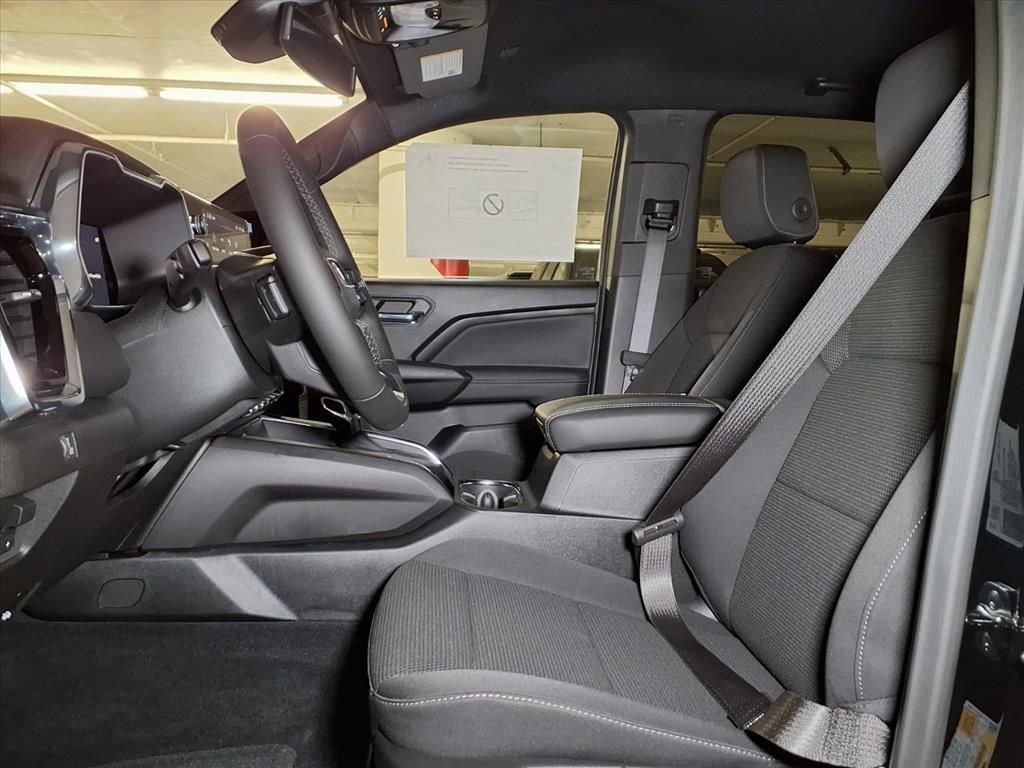 New 2026 GMC Canyon Elevation w/ Convenience Package image 15