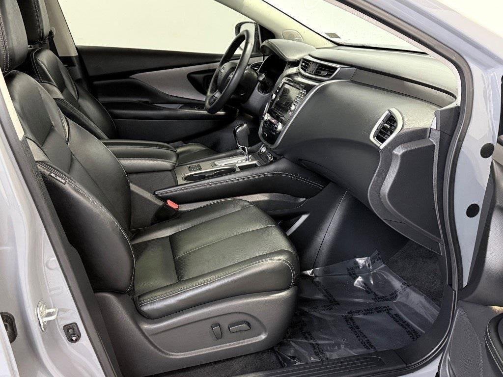 Used 2024 Nissan Murano SL image 11