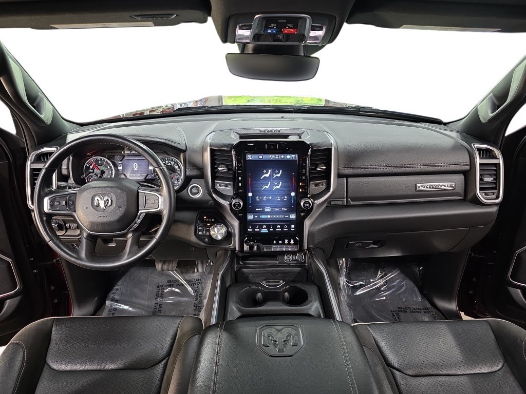 Used 2023 RAM 1500 Laramie AWD/4WD image 9