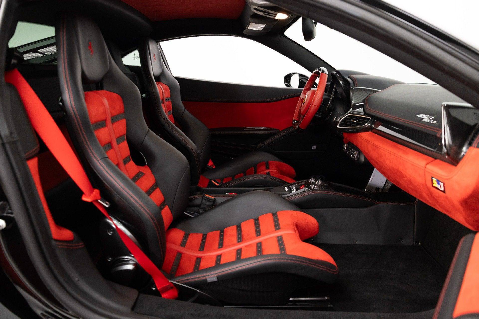 Certified 2015 Ferrari 458 Italia Coupe RWD image 59
