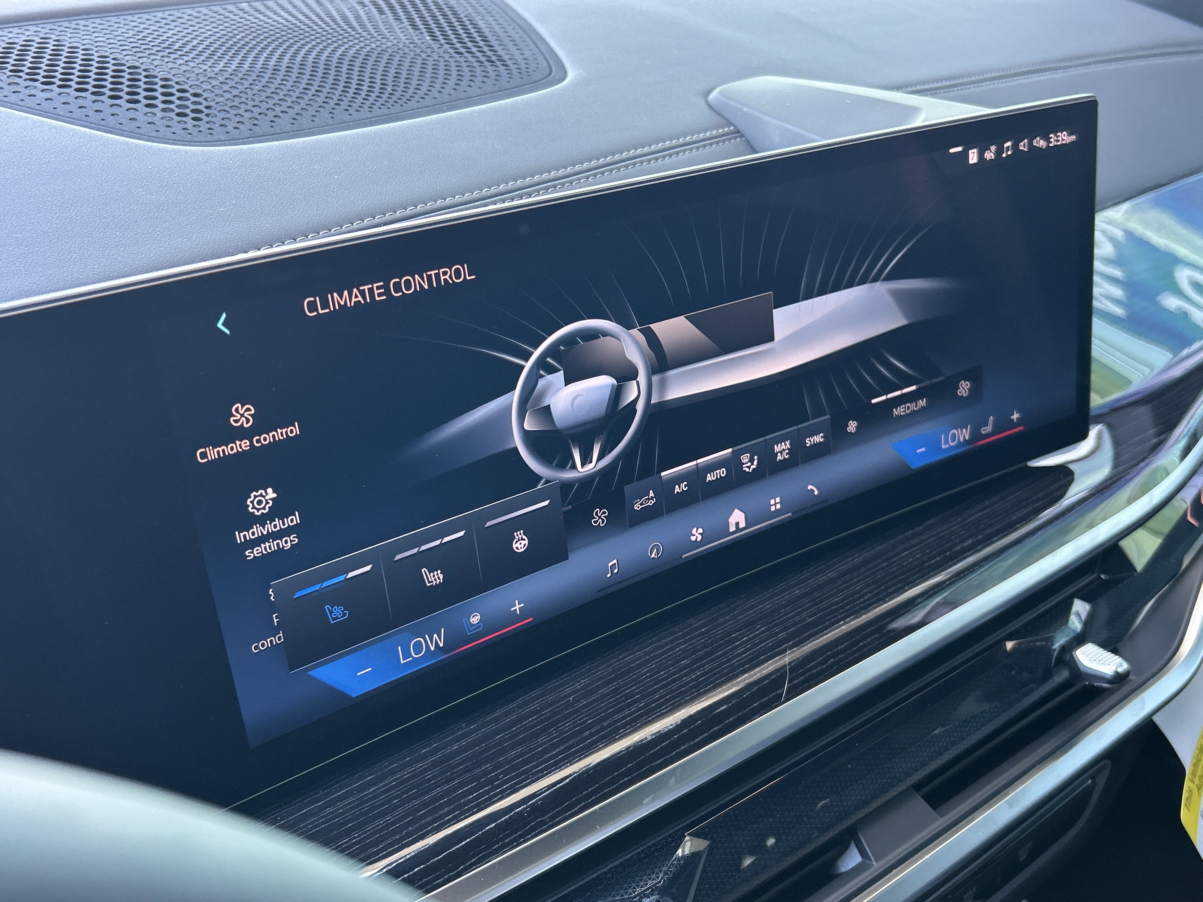 New 2026 BMW X5 xDrive40i w/ M Sport Package image 23