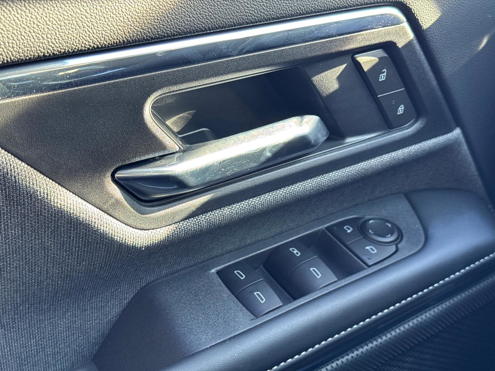 New 2026 GMC Sierra EV Elevation image 23