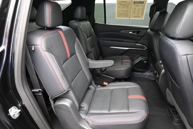 Used 2024 Chevrolet Traverse RS w/ LPO, Floor Liner Package AWD/4WD image 31