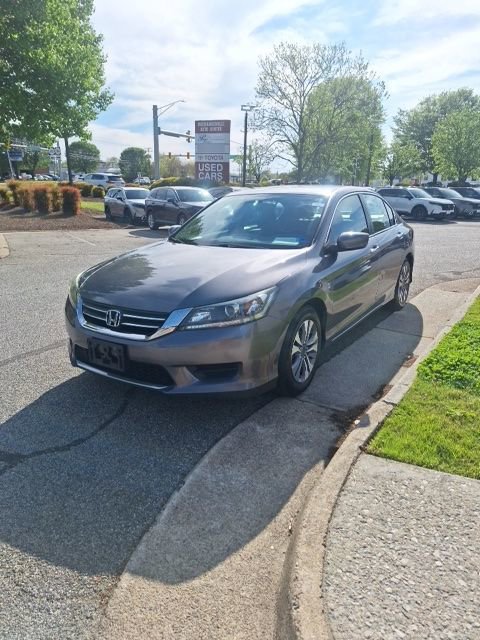 Used 2014 Honda Accord LX image 3