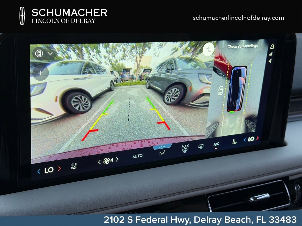 New 2027 Lincoln Aviator AWD image 18