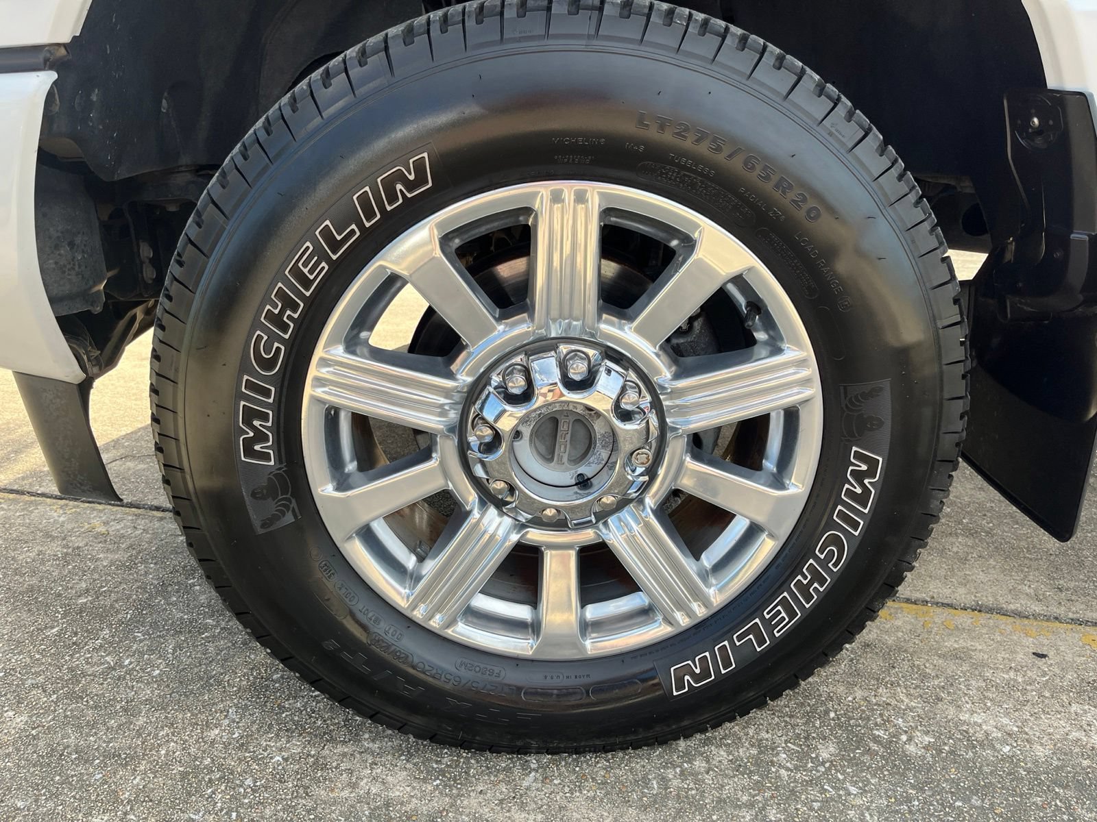 Used 2019 Ford F350 Limited AWD/4WD image 7