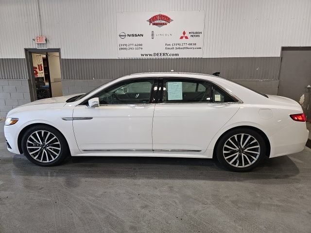 Used 2018 Lincoln Continental Select w/ Continental Climate Package AWD/4WD image 6
