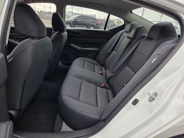 Certified 2025 Nissan Altima 2.5 S FWD image 10