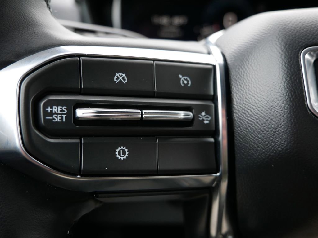 Used 2025 GMC Terrain Elevation AWD/4WD image 28