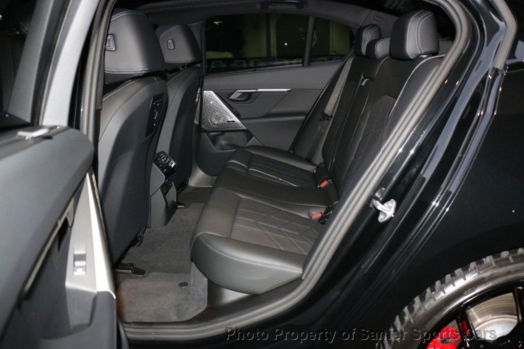 Used 2025 BMW 540i xDrive image 31