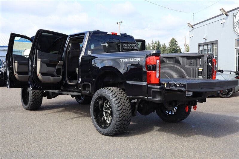 Used 2026 Ford F350 Platinum w/ Platinum Plus Package AWD/4WD image 39
