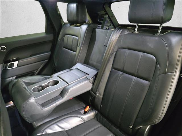 Used 2020 Land Rover Range Rover Sport HSE image 14