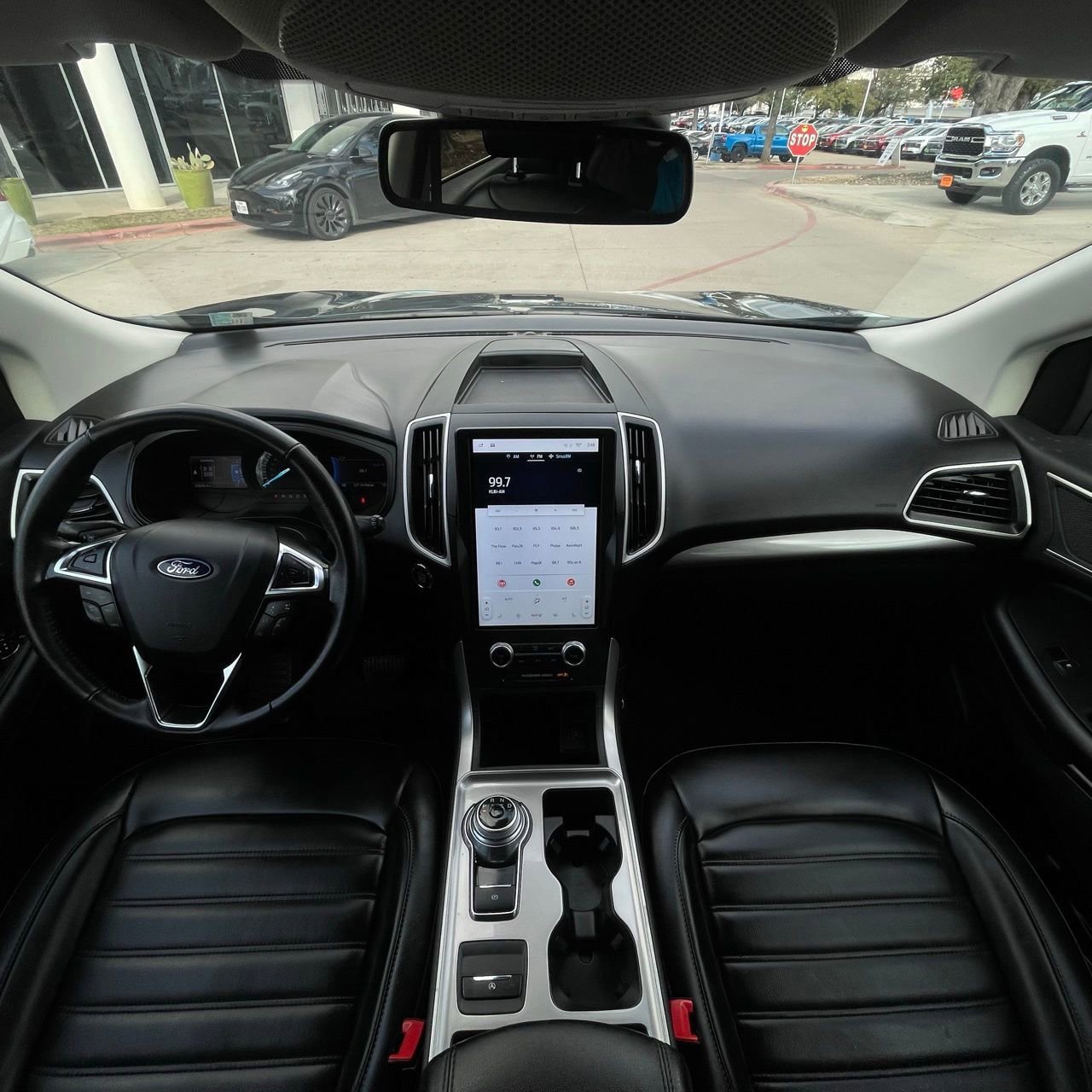 Used 2024 Ford Edge SEL image 10