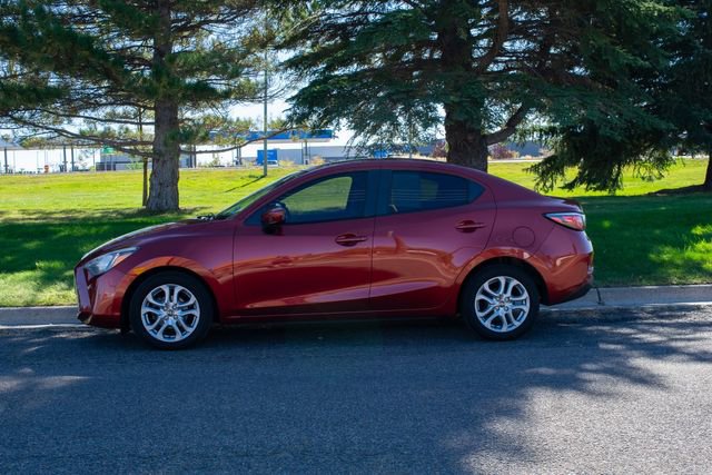 Used 2016 Scion iA image 3