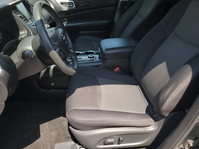 Used 2018 Nissan Pathfinder SV w/ SV Tech Package AWD/4WD image 18