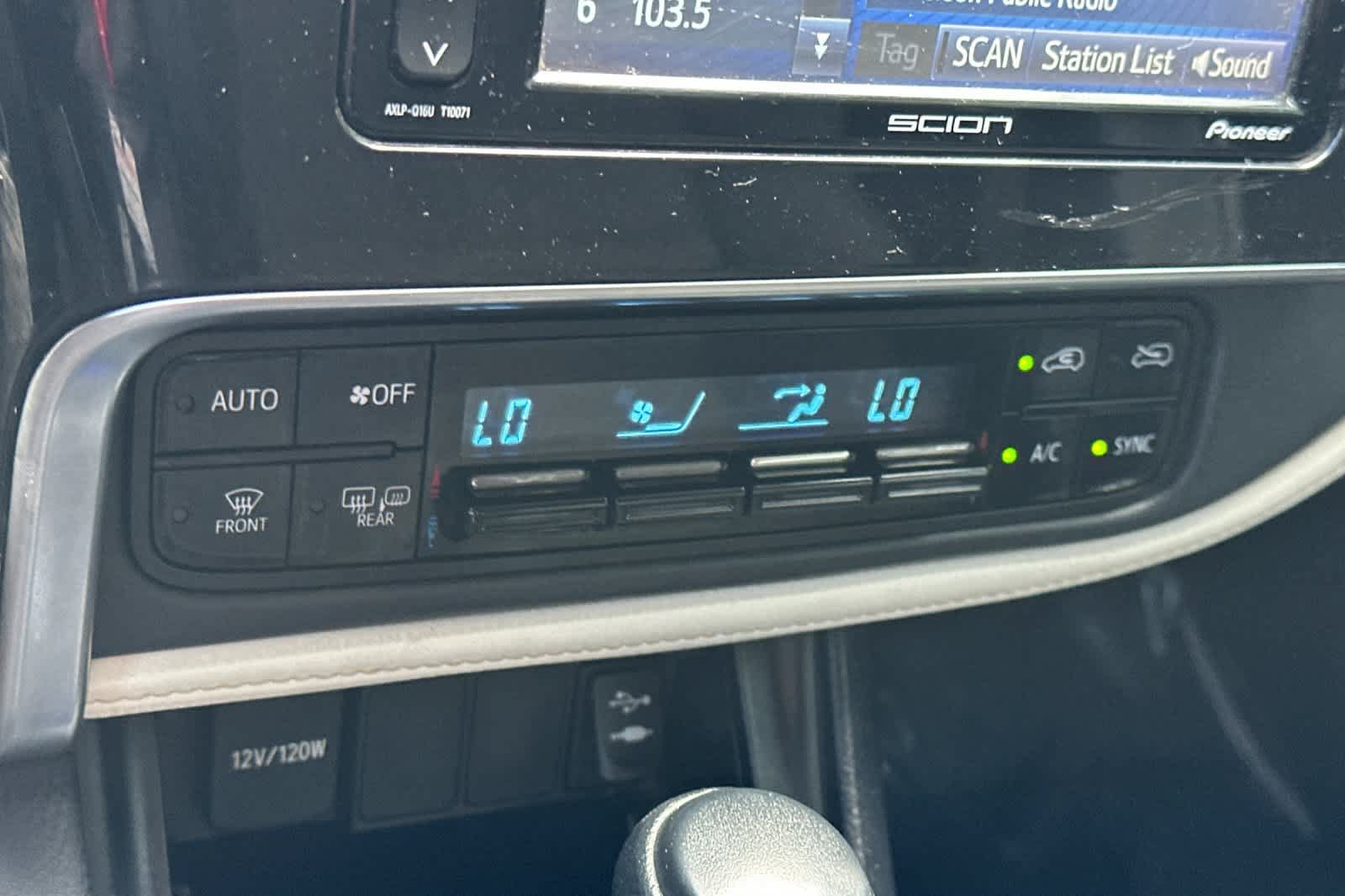 Used 2016 Scion iM FWD image 20