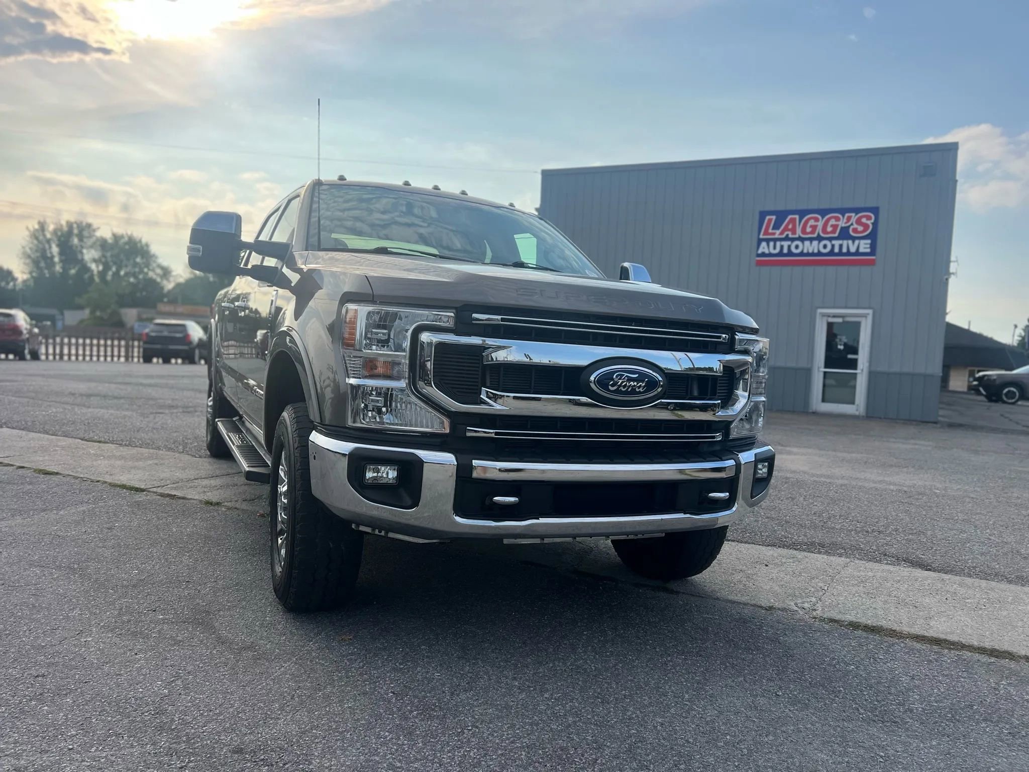 Used 2021 Ford F250 XLT w/ XLT Premium Package image 2