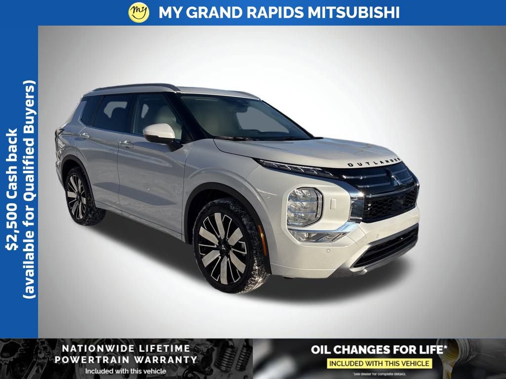 New 2026 Mitsubishi Outlander SEL image 1