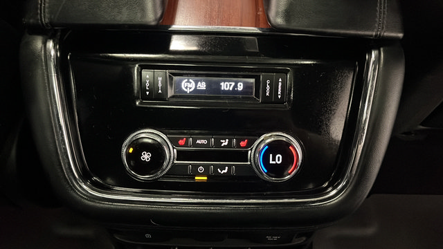 Used 2020 Lincoln Navigator L Reserve w/ Equipment Group 208A Reserve AWD/4WD image 38