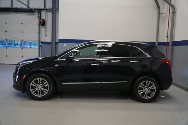 Used 2021 Cadillac XT5 Premium Luxury AWD/4WD image 2