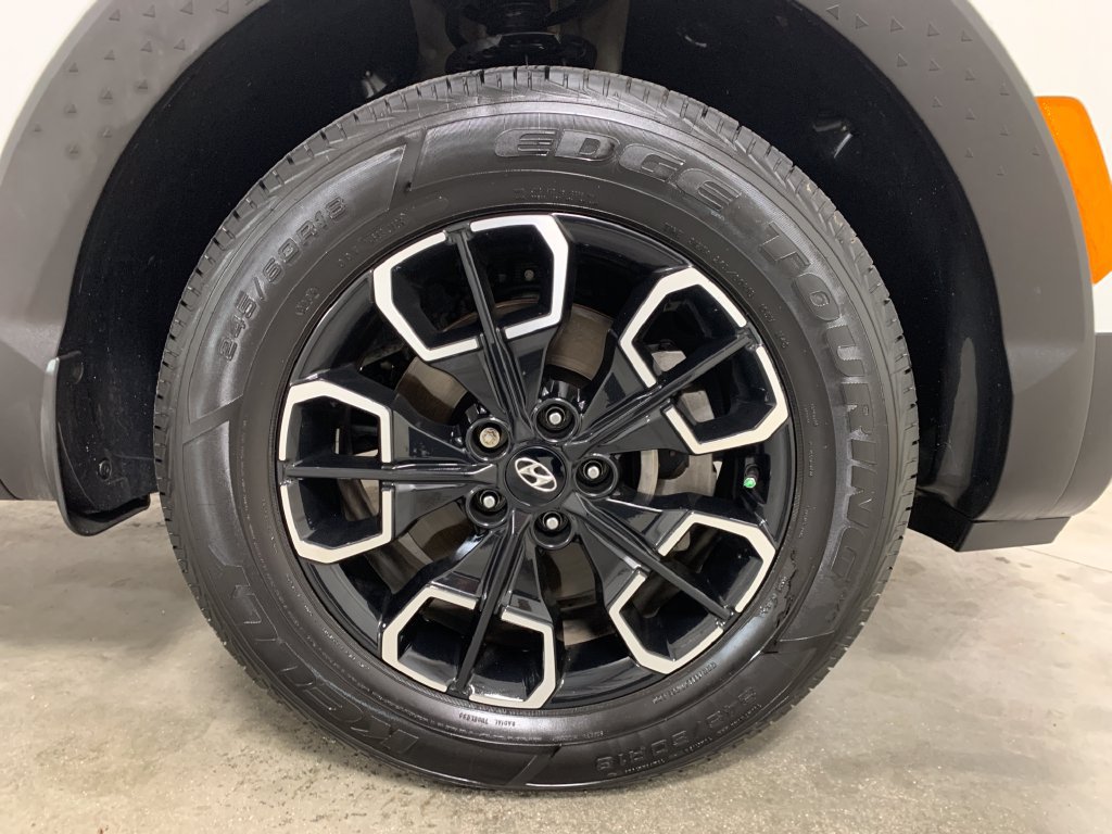 Used 2022 Hyundai Santa Cruz SEL FWD image 12