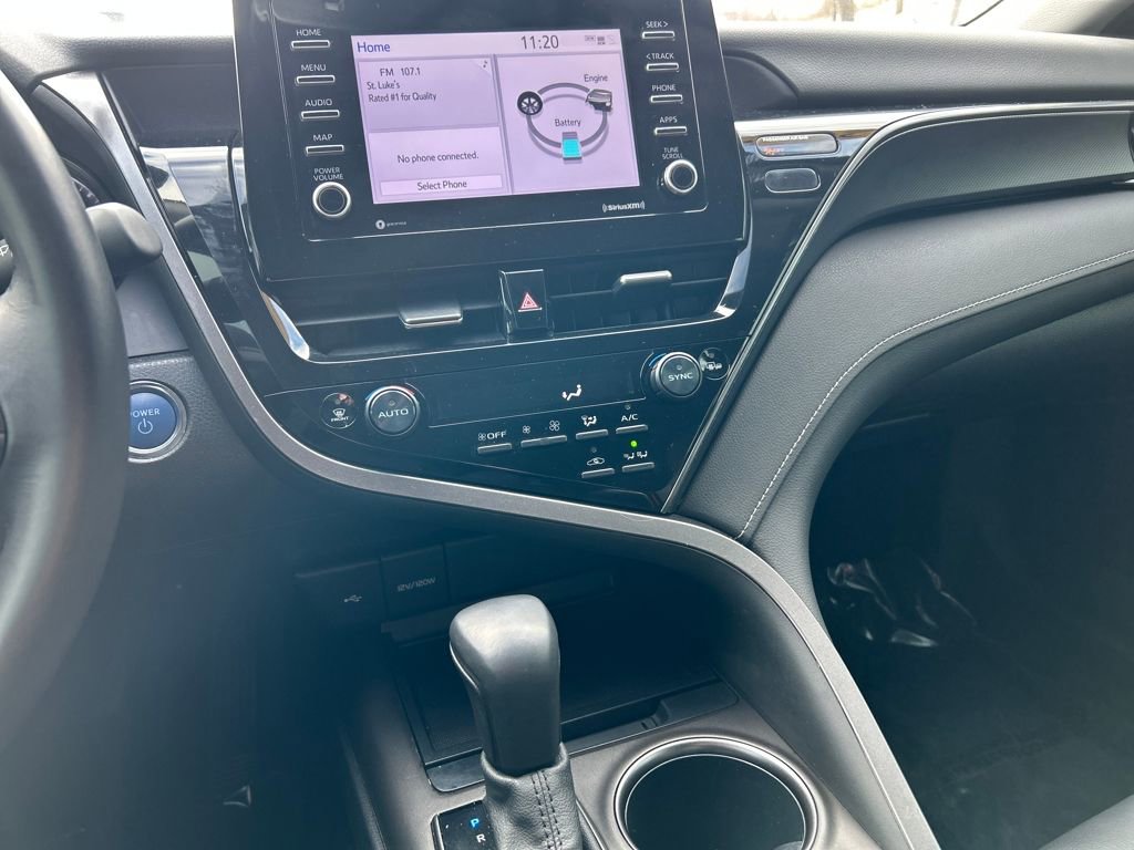 Used 2022 Toyota Camry SE image 11