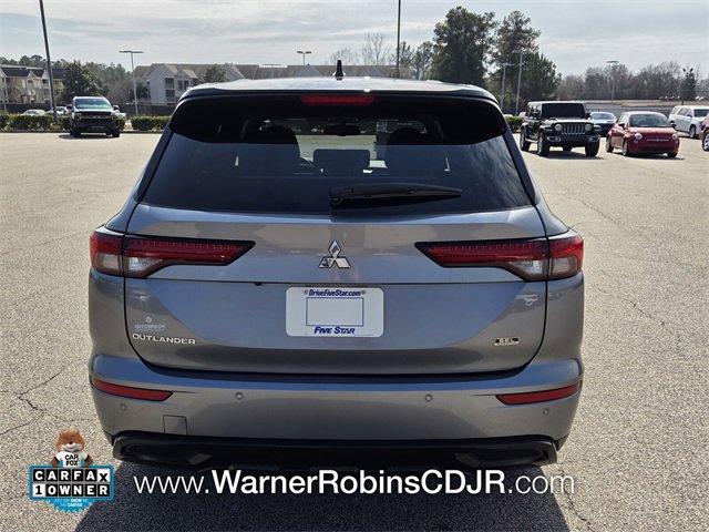 Used 2023 Mitsubishi Outlander SEL image 10