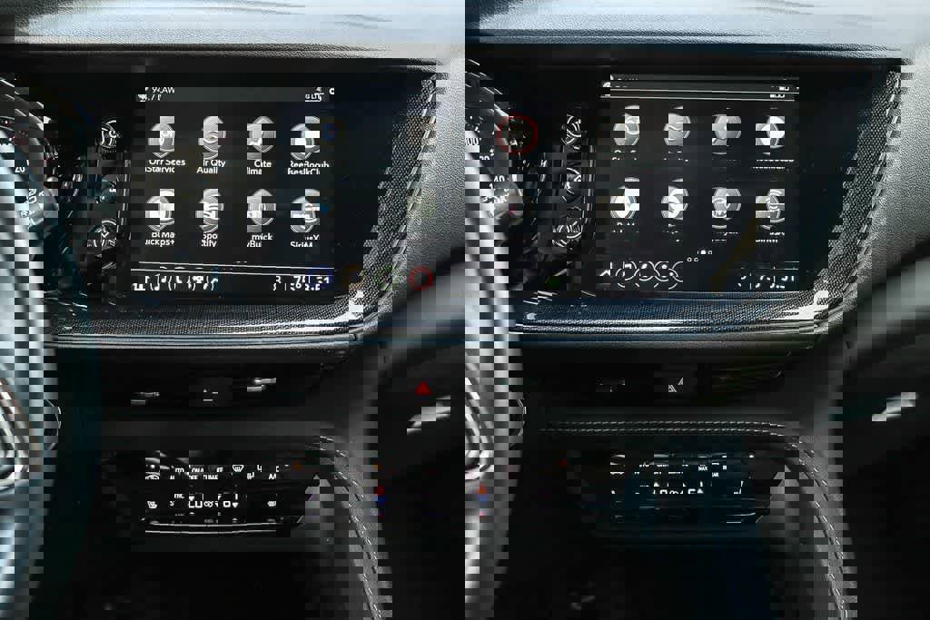 Used 2023 Buick Envision Preferred image 13