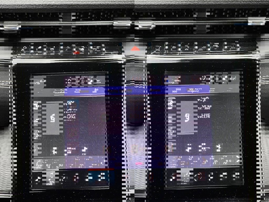 Used 2023 Jeep Grand Cherokee Altitude image 13