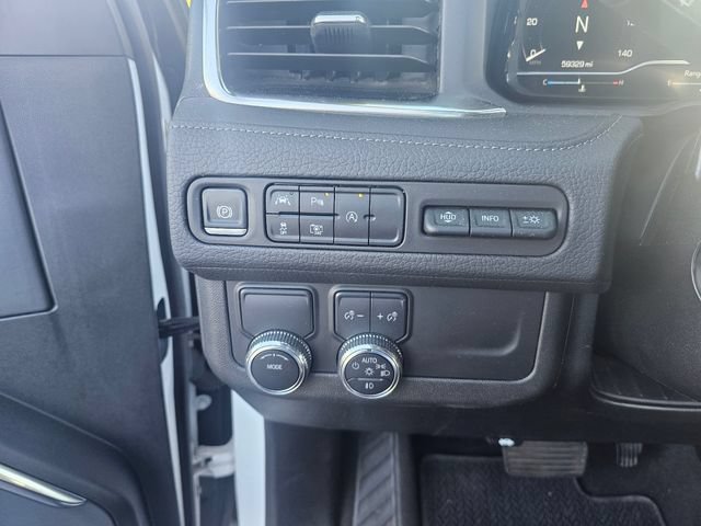 Used 2024 GMC Yukon Denali RWD image 25
