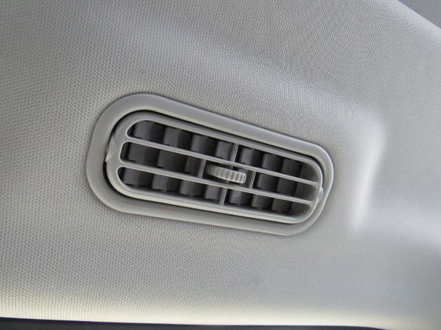 Used 2025 Ford Expedition Active image 35