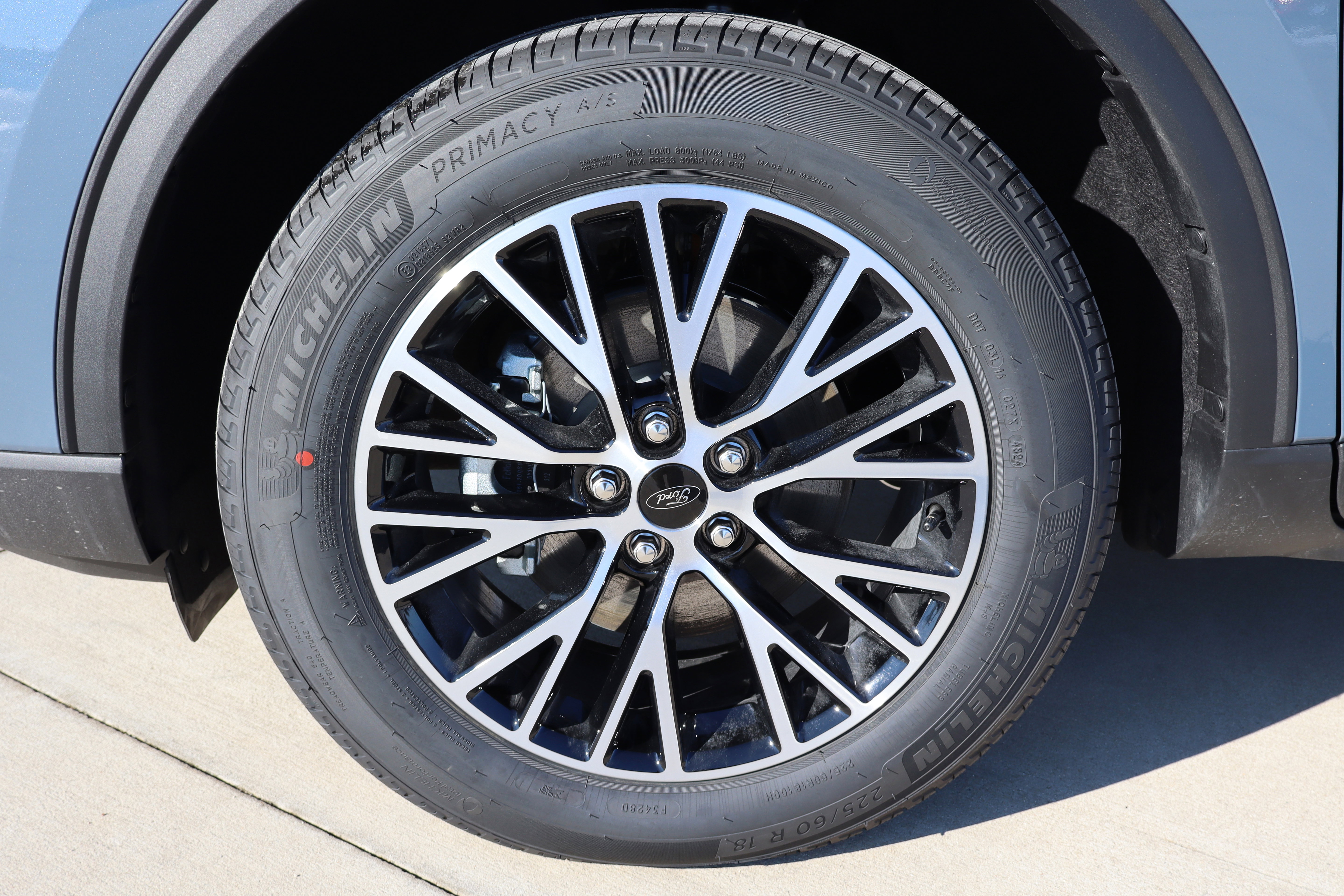 New 2025 Ford Escape SE w/ PHEV Premium Package image 32