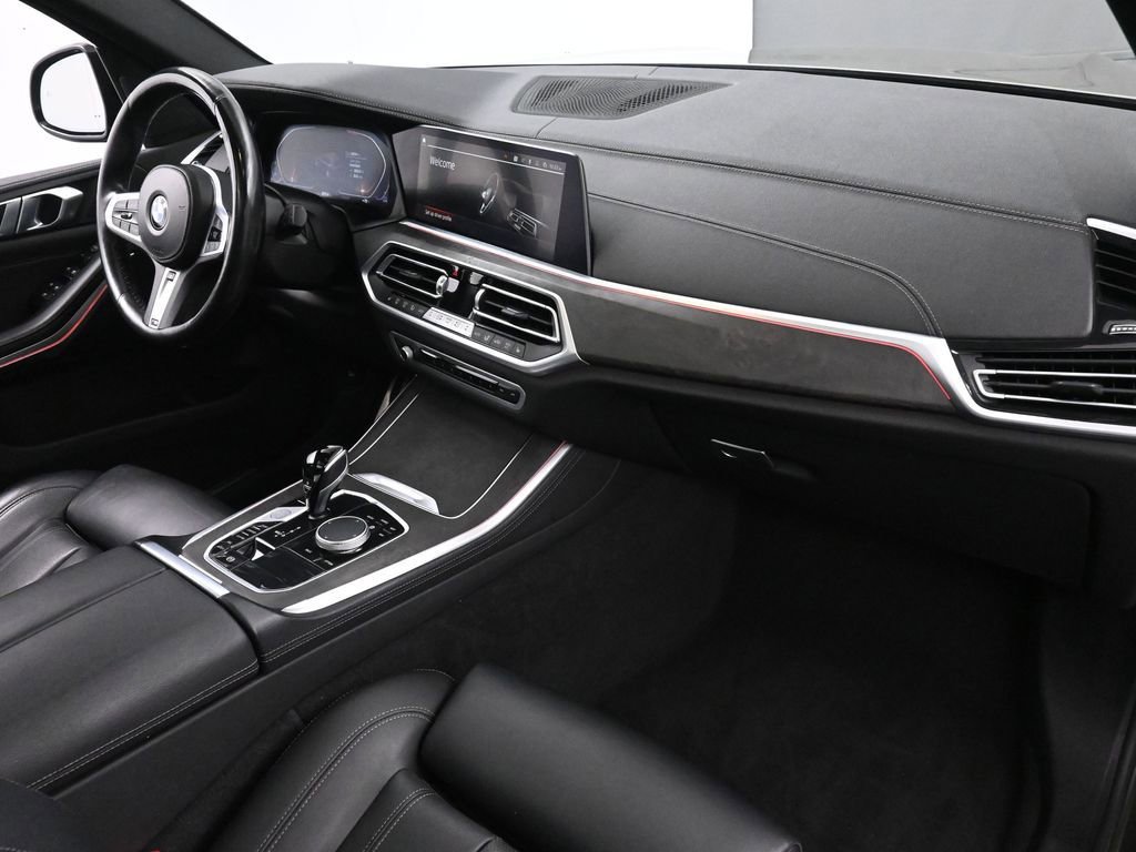 Used 2022 BMW X5 xDrive40i w/ M Sport Package image 24