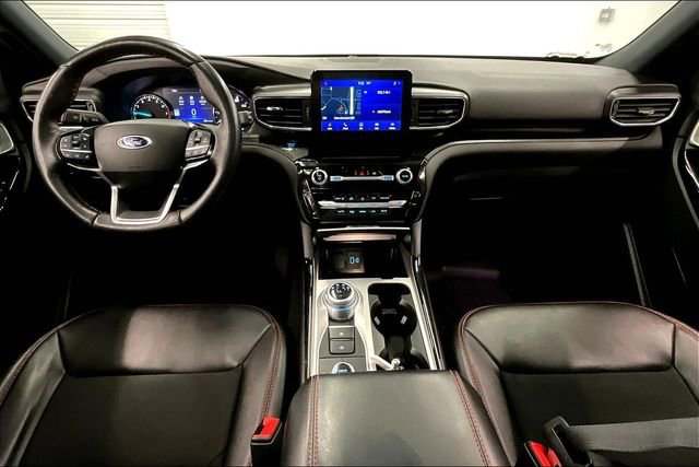 Used 2023 Ford Explorer ST-Line w/ Class IV Trailer Tow Package image 18