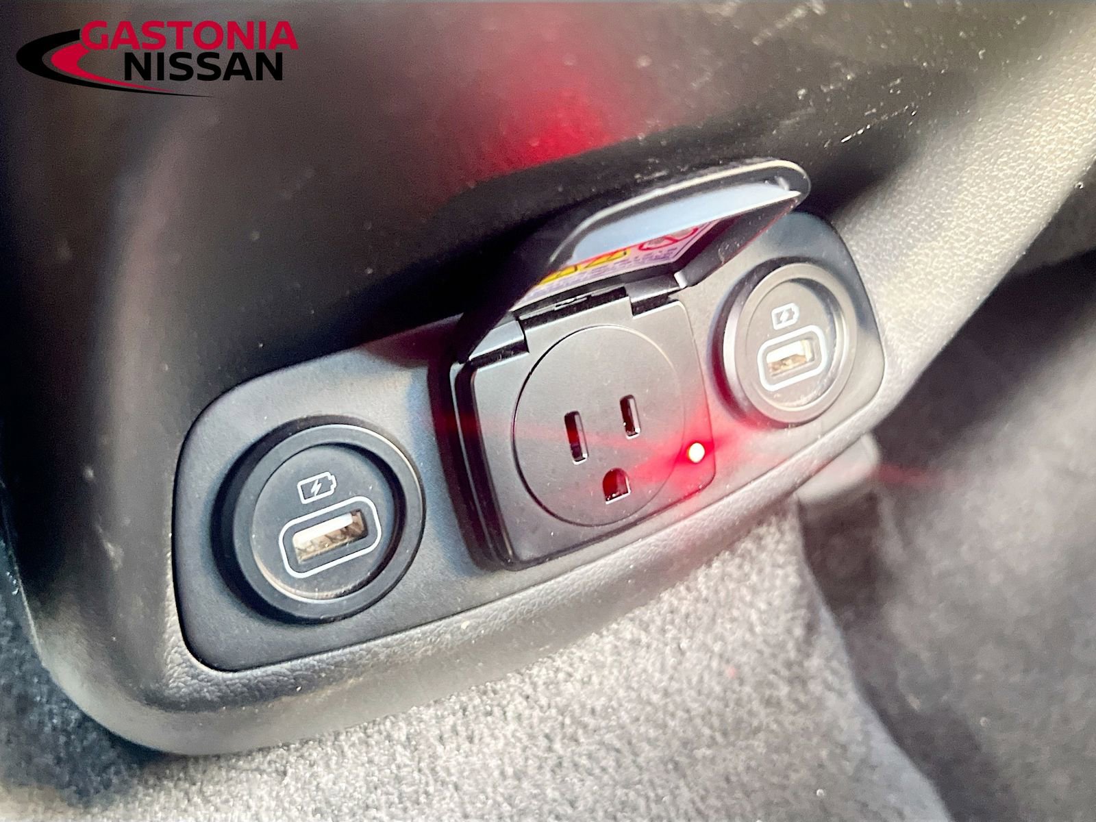 Used 2023 Hyundai Santa Fe Calligraphy image 34