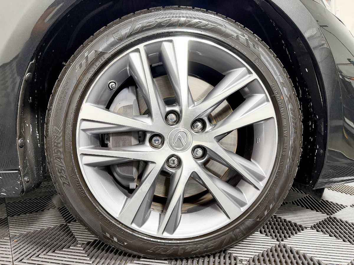 Used 2018 Lexus IS 300 w/ Accessory Package 2 RWD image 25