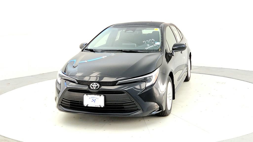 New 2026 Toyota Corolla LE AWD/4WD image 2