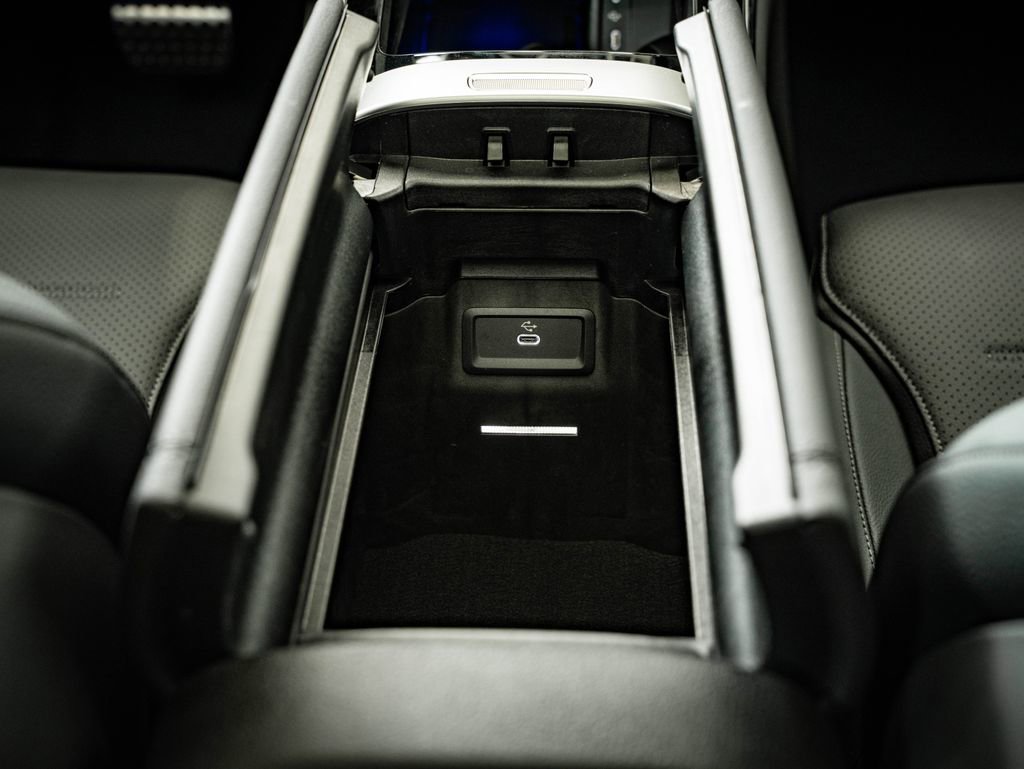 New 2026 Mercedes-Benz GLC 300 4MATIC image 42