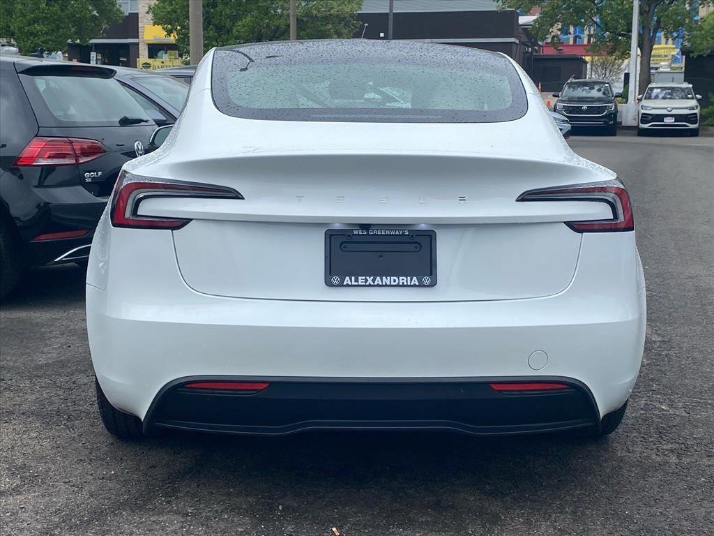 Used 2024 Tesla Model 3 Standard Range image 4