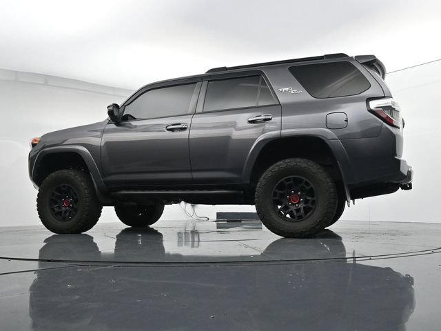 Used 2022 Toyota 4Runner TRD Off-Road Premium w/ Moonroof Package AWD/4WD image 35