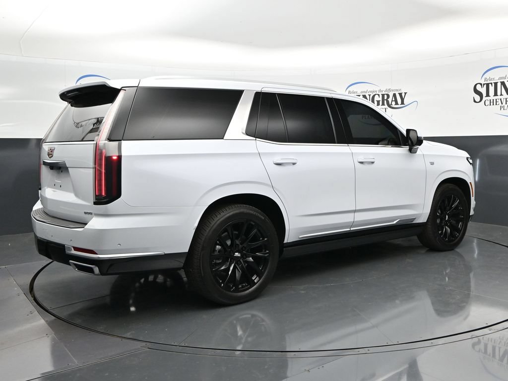 Used 2026 Cadillac Escalade Luxury w/ Touring Package AWD/4WD image 7