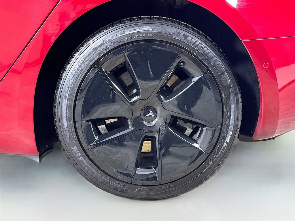 Used 2021 Tesla Model 3 Standard Range Plus image 40